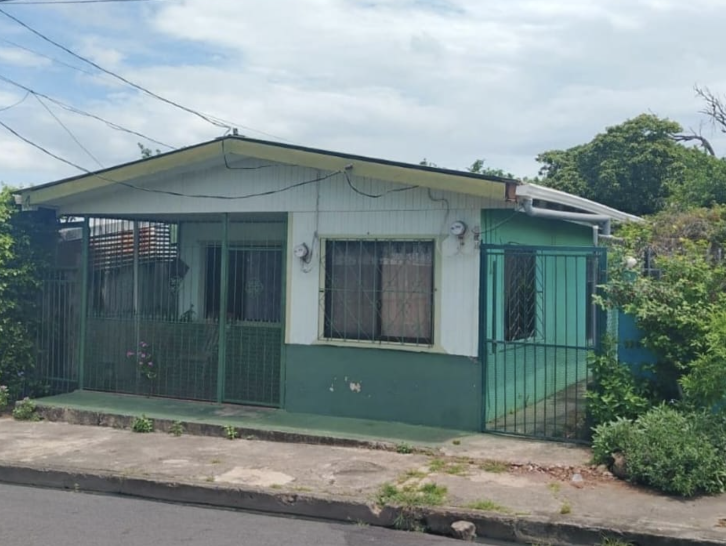 Propiedad en venta con dos casas